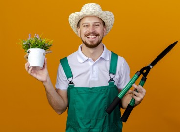 5 outils qui faciliteront la vie du jardinier