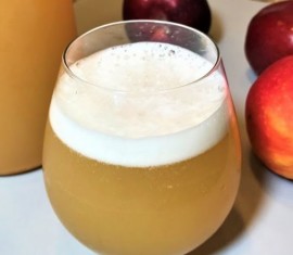 Kvas à base de pommes séchées