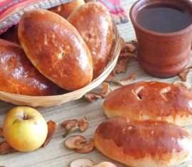 Tartes aux pommes séchées