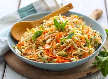 Salade de chou et de pommes