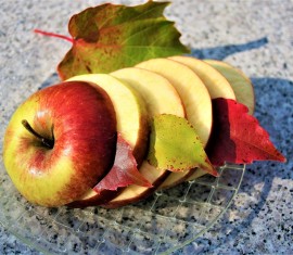 Pommes et gastrite : peut-on en consommer sans risque et sous quelle forme ?