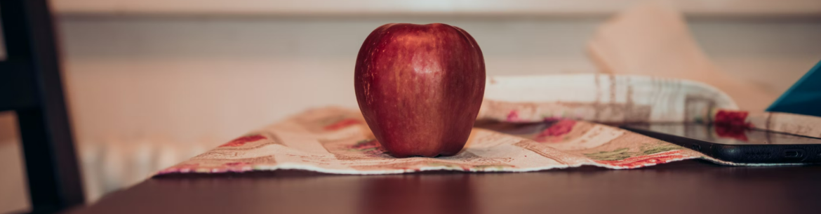 Peut-on manger des pommes le soir ? Conseils pour une collation nocturne