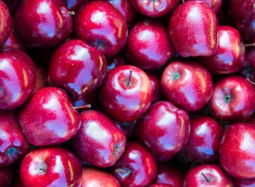 Pourquoi les Chinois peignent-ils des pommes ? Une vidéo mystérieuse révèle le mystère.