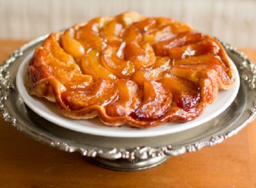 Une tarte tatin aux pommes incroyablement délicieuse