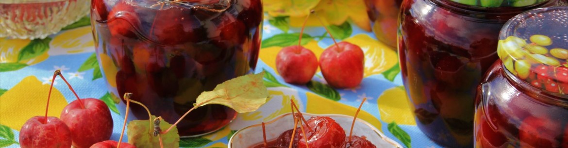 Confiture transparente à base de chou chinois avec ses fanes
