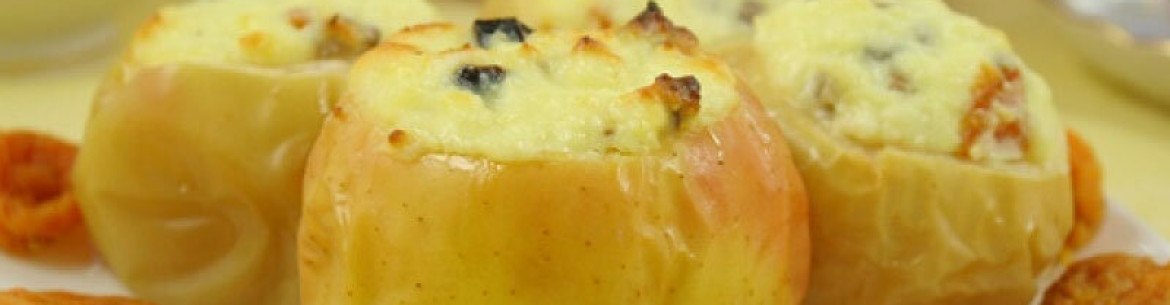 Pommes cuites au four avec du fromage blanc