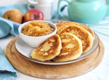 Des cheesecakes sains aux pommes cuits au four