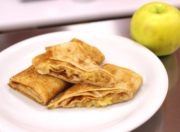 Crêpes aux pommes et à la cannelle
