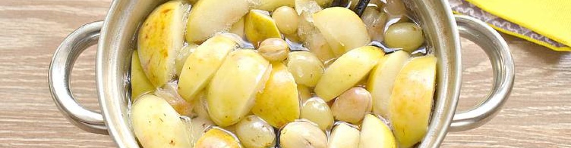 Compote de raisins et de pommes dans une casserole