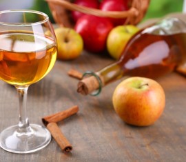 Du vin fait à partir des pommes de mon propre jardin