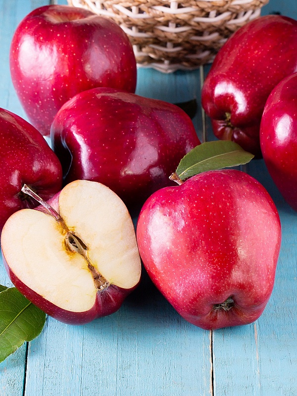 Quelles vitamines contiennent les pommes ?